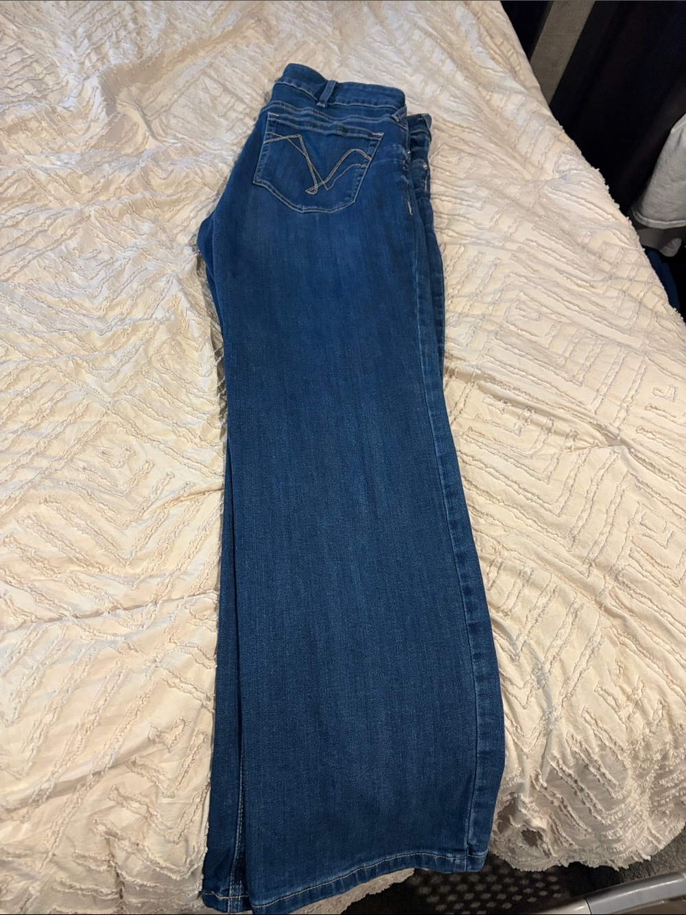 Ariat Women's Blue Wide Leg Jeans with Signature Back Stitch